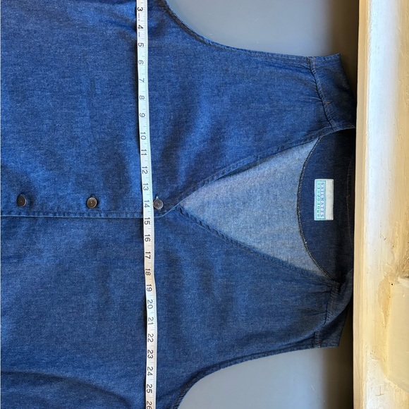 Vintage Denim Vest- 24W PLUS - Picture 9 of 9